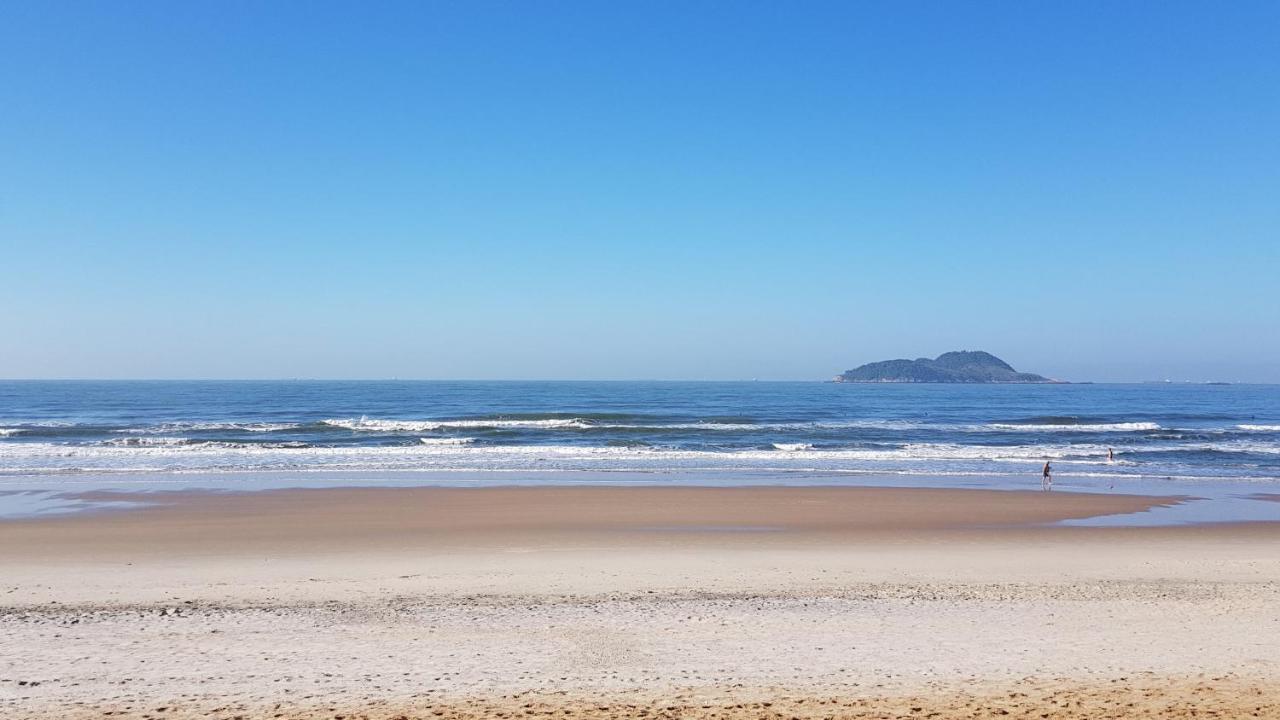 Frente Pro Mar - B - Praia Do Tombo - Beachfront Lägenhet Guarujá Exteriör bild